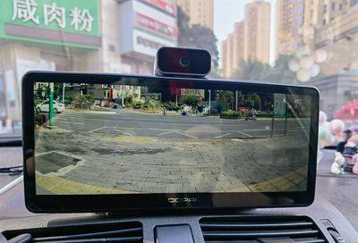 人车交互更便捷，华为HiLink生态产品盯盯拍车载智慧屏S50评测